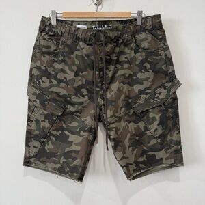 Jeaniologie Men's Camouflage Cargo Shorts Size 36